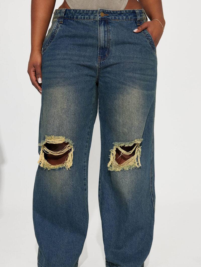 Retro Heavy-duty Washed Knee Ripped Wide-legged Jeans - Image 3